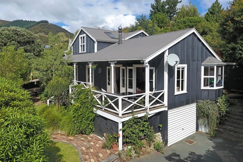 12 Naumai Street, Atawhai, Nelson