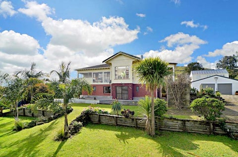 85A Wallace Road, Mangere Bridge, Auckland