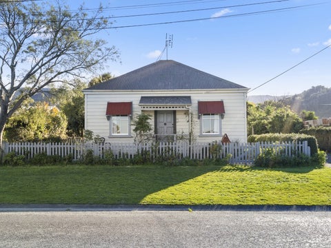 38 Daniell Street, Featherston