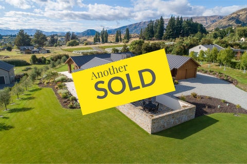 4 Hollyhock Lane, Wanaka