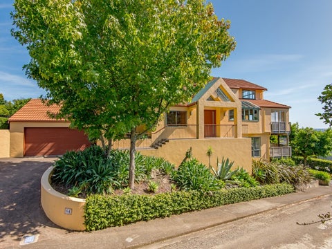 64 Clifton Terrace, Fitzherbert, Palmerston North