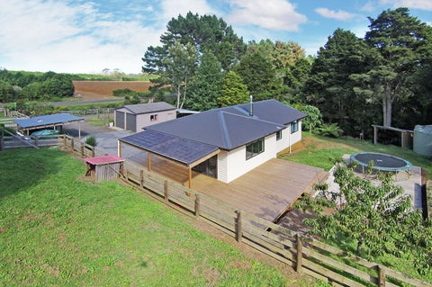 28 Pukeoware Road, Waiuku, Waiuku