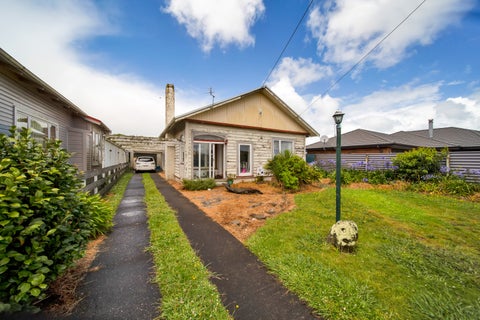 8 Vogel Street, Hawera