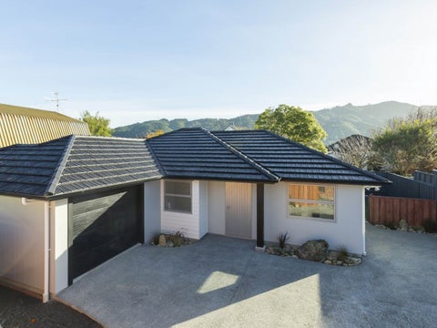15A Oak Street, Ebdentown, Upper Hutt