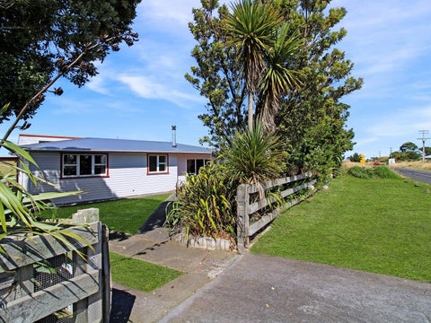 5 Pungarehu Road, Opunake