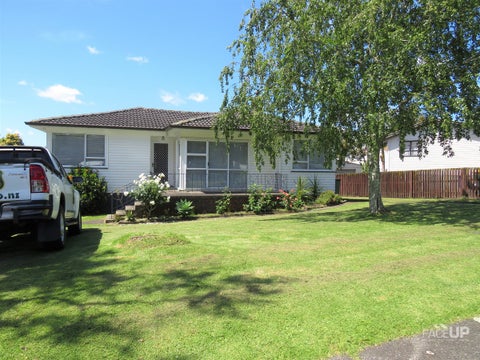 8 Miltonia Avenue, Te Atatu South, Auckland