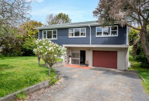52 Golf Road, Paraparaumu Beach, Paraparaumu