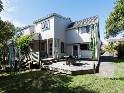 6 Abilene Crescent, Churton Park, Wellington