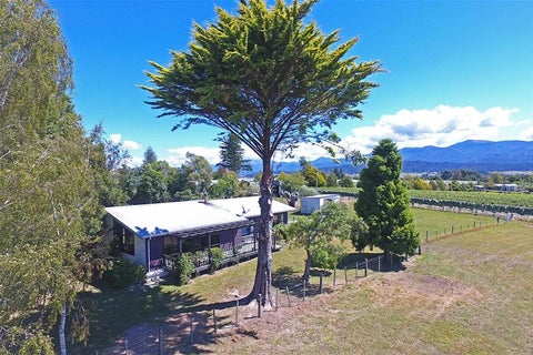 99 Flett Road, Lower Moutere