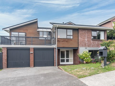 91 Victory Crescent, Tawa, Wellington