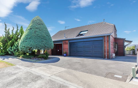 63 Discovery Drive, Whitby, Porirua