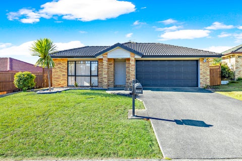 17 Skelton Avenue, Randwick Park, Auckland
