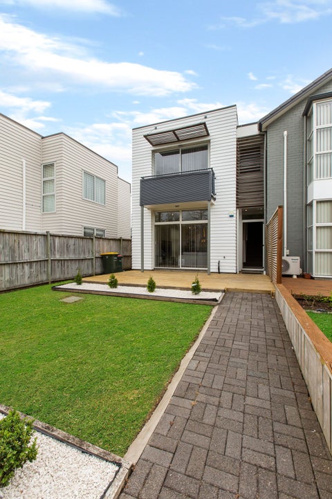 8 McGinty Street, Takanini, Auckland