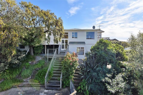 75 Moncks Spur Road, Redcliffs, Christchurch