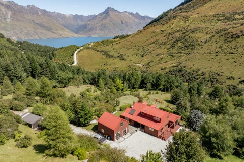 222 Moke Lake Road, Ben Lomond, Queenstown