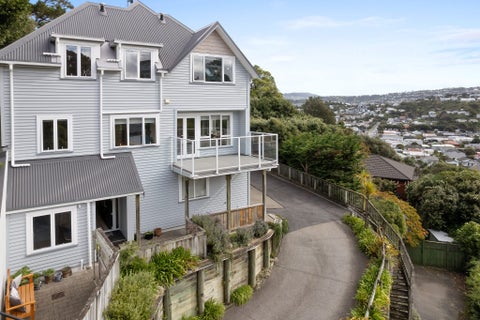 8A Awa Road, Miramar, Wellington