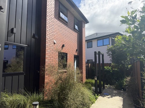 8/3 Milne Crescent, Taita, Lower Hutt