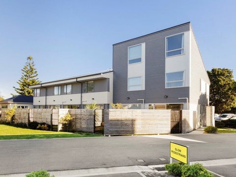 11/2 Stone StREET, Miramar, Wellington