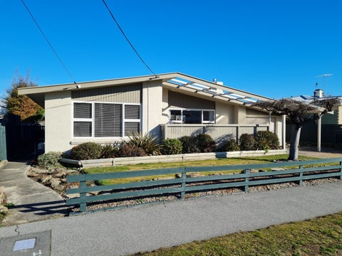 64 Russell Street, Alexandra, Alexandra