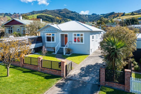 27 Blackman Avenue, Sawyers Bay, Port Chalmers