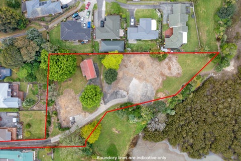 8A Lucas Place, Weymouth, Auckland
