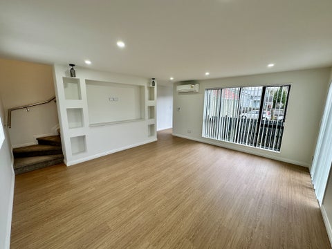9A Parrish Road, Sandringham, Auckland