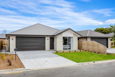 36 Quinn Crescent, Woodend, Woodend