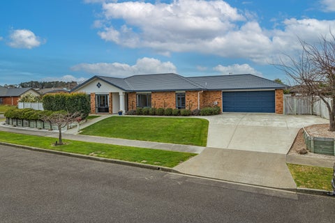 44 Meridian Grove, Kelvin Grove, Palmerston North