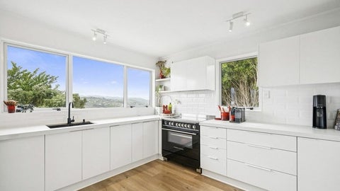 14 Truro Road, Camborne, Porirua