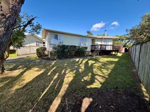 22 Medina Place, Half Moon Bay, Auckland