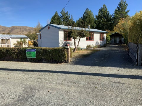 215 Waitaki Drive West, Otematata, Otematata