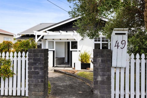 49 Dorset Avenue, Westown, New Plymouth