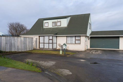 5 Charisma Court, Kelvin Grove, Palmerston North