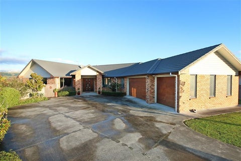 32 Rodeo Drive, Kelvin Grove, Palmerston North