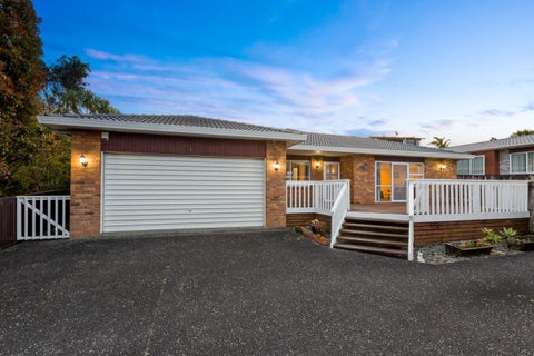 1/86 Don Buck Road, Massey, Auckland