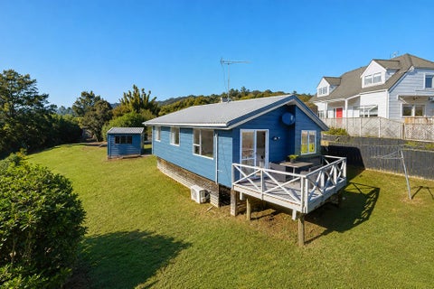 2/21 Kitewao Street, Northcote, Auckland