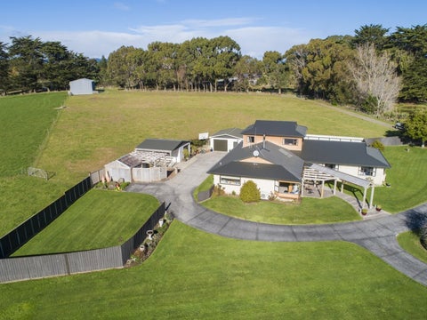 580 Stoney Creek Road, Kelvin Grove, Palmerston North