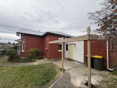 27 Naish Street, Balclutha, Clutha, Otago