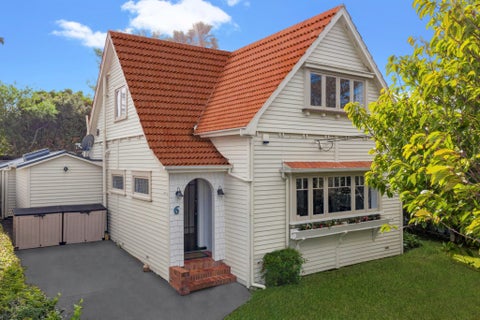 6 Clarke Road, Onehunga, Auckland