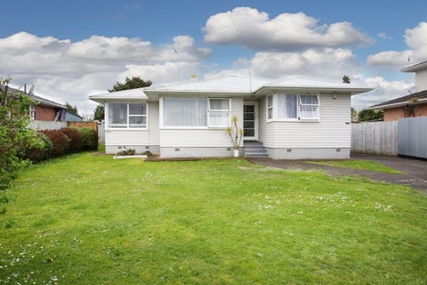 42 Edinburgh Avenue, Rosehill, Papakura