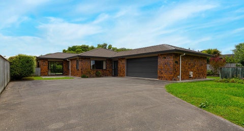18 Ludlam Way, Otaki