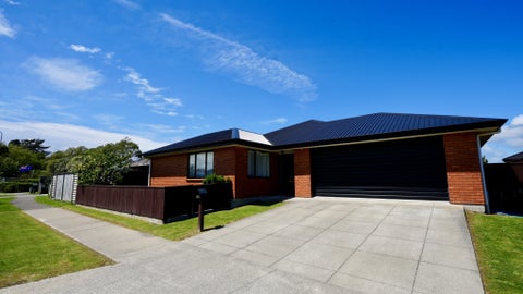 60 Geneva Terrace, Kelvin Grove, Palmerston North