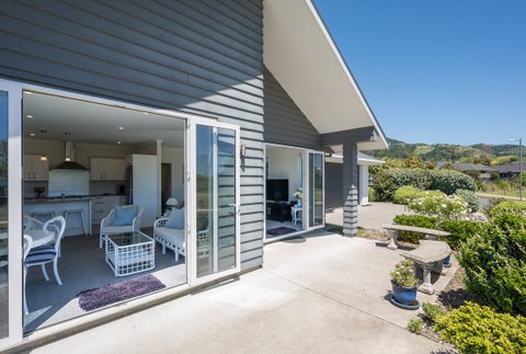 3 Pine Crest Drive, Richmond