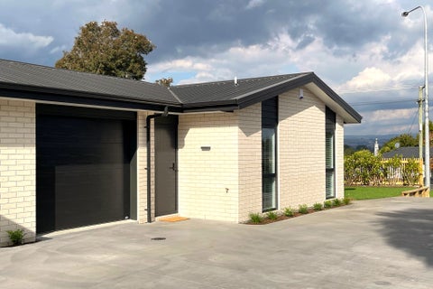 111A North Belt, Lincoln, Lincoln