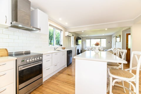 16 Gills Avenue, Papakura, Papakura