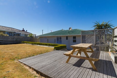 23 Kenmore Street, Newlands, Wellington