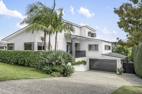 17 Mayfair Crescent, Mairangi Bay, Auckland