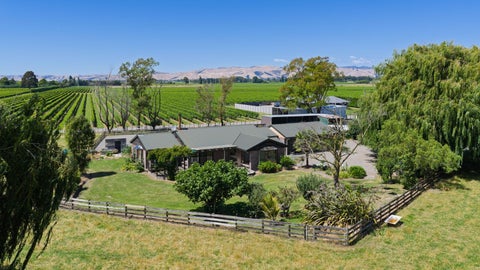2D Ferry Road, Spring Creek, Spring Creek