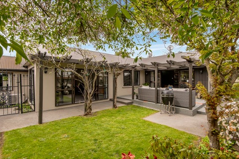 106 Prestons Road, Redwood, Christchurch