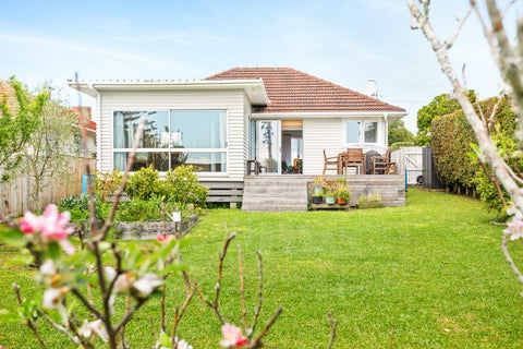 31 Vodanovich Road, Te Atatu South, Auckland